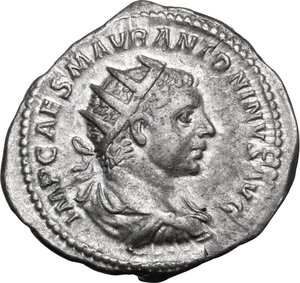 obverse: Elagabalus (218-222).. AR Antoninianus, 219 AD