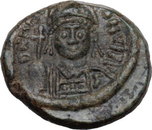 obverse: Justinian I (527-565).. AE Decanummium, Ravenna mint