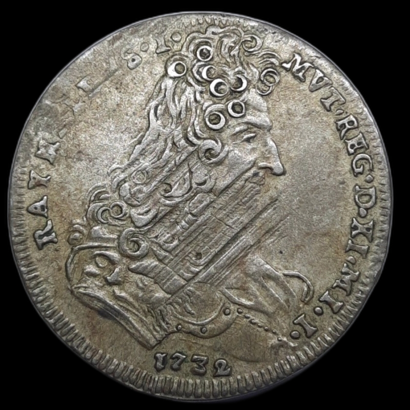 reverse: MODENA. Rinaldo d Este (1706-1737) Mezzo ducato con S.Contardo seduto 1732 BB/SPL Graffi di conio