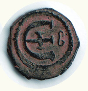 reverse: GIUSTINIANO I (527-565) - Pentanummo.