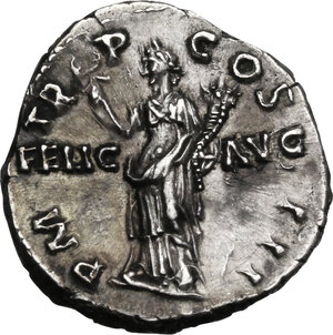 reverse: Hadrian (117-138).. AR Denarius, 119-120