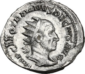 obverse: Trajan Decius (249-251).. AR Antoninianus, 1st officina. 3rd-4th emissions, 250 AD