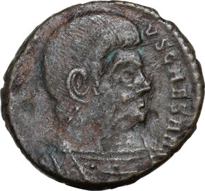 obverse: Decentius (351-353).. AE Follis, Arelate mint