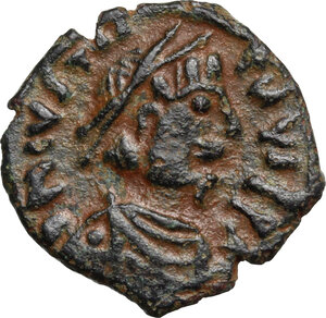 obverse: Justinian I (527-565).. AE 5 Nummi, 556-561, Antioch mint