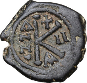 reverse: Maurice Tiberius (582-602).. AE Half Follis. Constantinople mint, officina A. Dated RY II