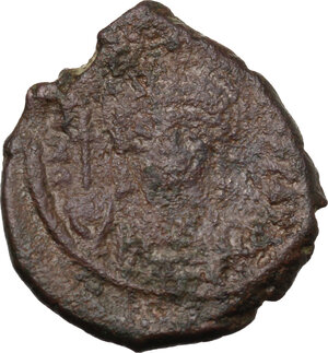 obverse: Maurice Tiberius (582-602).. AE Half Follis. Thessalonica mint. Dated RY 3 (584/5)