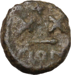 reverse: Heraclius, with Heraclius Constantine (610-641).. AE Half Follis. Rome mint. Struck circa 613-620