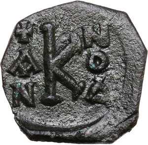 reverse: Constans II, with Constantine IV (641-668). . AE Half Follis. Syracuse mint. Dated IY 4 (AD 664/5)