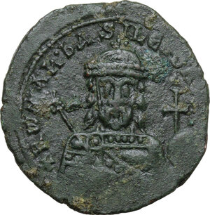 obverse: Constantine VII Porphyrogenitus, with Romanus I (920-944).. AE Follis. Constantinople mint