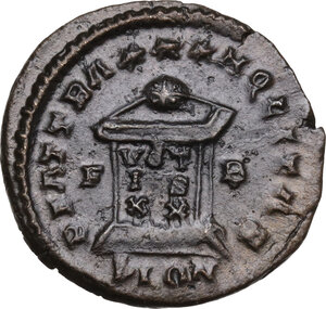 reverse: CONSTANTINE II (Caesar, 316-337).AE Follis, Lugdunum mint