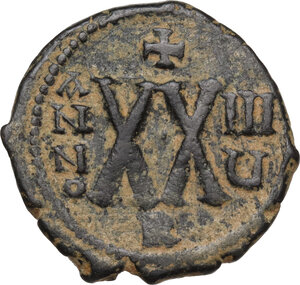 reverse: Maurice Tiberius (582-602).AE Half Follis, Constantinople mint, RY 8 (590/1 AD)