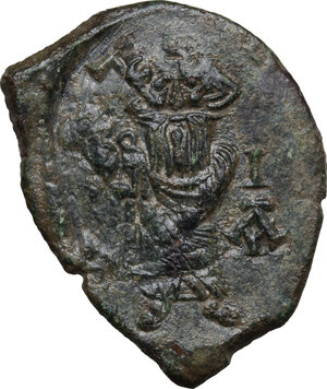 obverse: Constans II (641-668).AE Follis, Syracuse mint