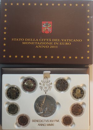 obverse: Vaticano. Roma. Benedetto XVI. 2005-2013. Joseph Aloisius Ratzinger. Serie divisionale PROOF 2011. 