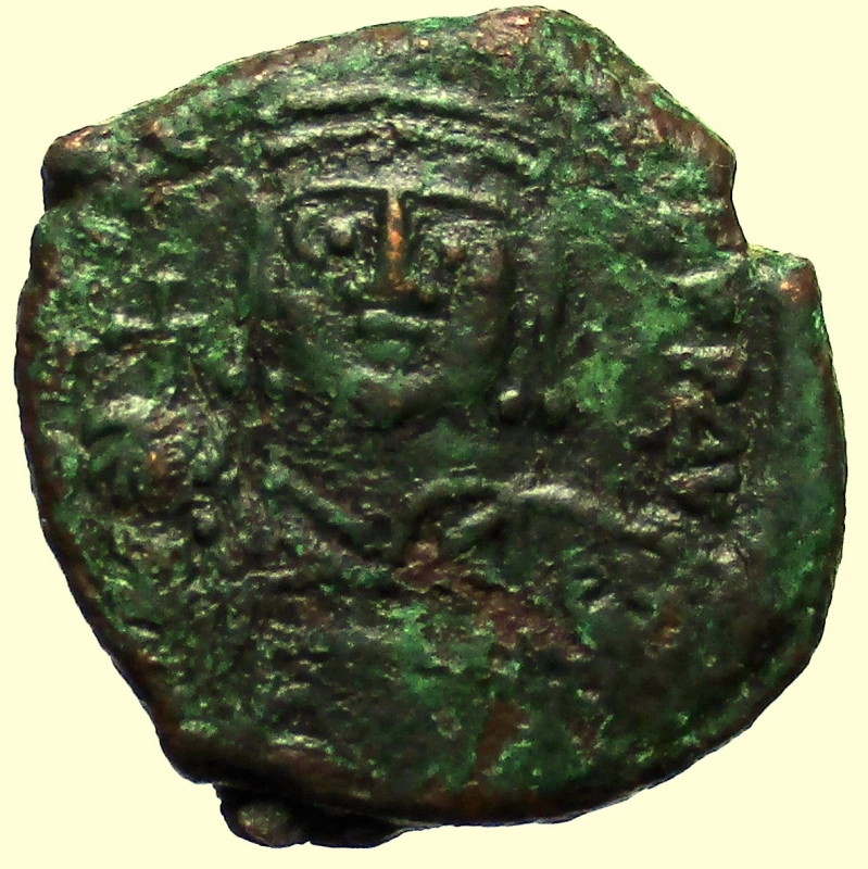 obverse: Bizantini. Giustino II. 565-578 d.C. Mezzo Follis. 