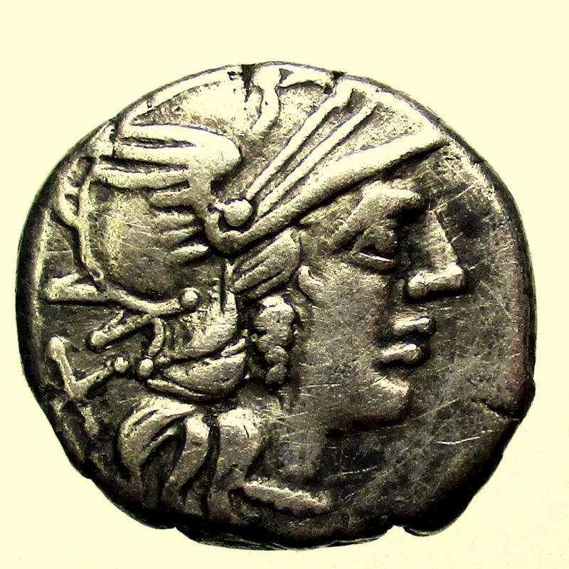 obverse: Repubblica Romana. Gens Renia. Caius Renius. 138 a.C. Denario.