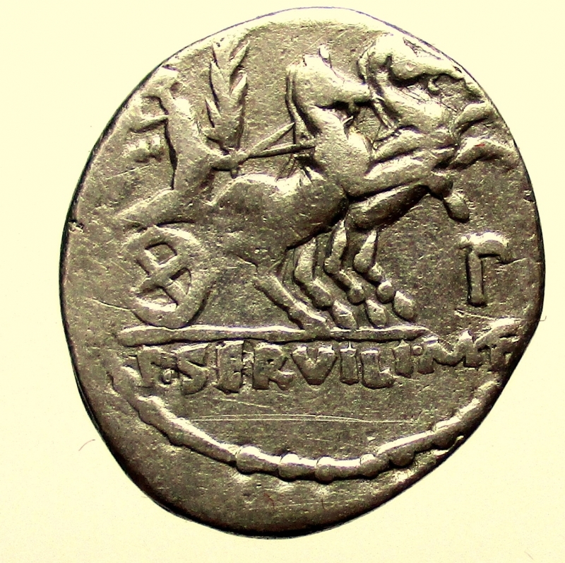 reverse: Repubblica Romana. Gens Servilia. Publius Servilius Rullus. 100 a.C. Denario.
