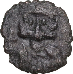 obverse: Leo III and Constantine V (717-741).. AE Follis. Syracuse mint, 722-730