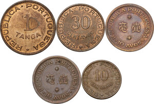 reverse: Portuguese India.  Portuguese Administration.. Lot of five (5) coins: tanga 1947, 30 centavos1958, 10 centavos 1958 and 10 avos (Macau) 1952 (2)