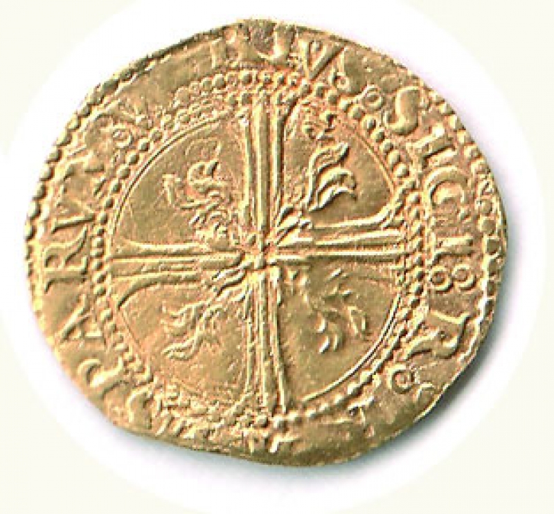 reverse: NAPOLI - Carlo V (1516-1556) - Scudo d’Oro