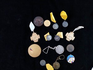 reverse: LOTTO DI 60 medaglie e placchette