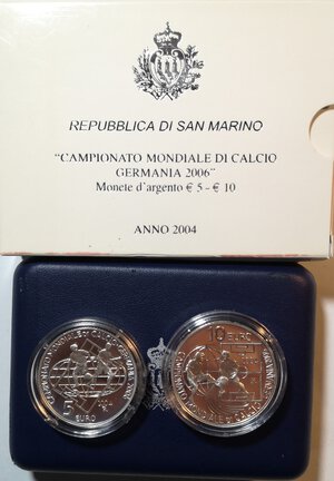 obverse: San Marino. Dittico 5 e 10 euro argento 2006. Campionato mondiale di calcio Germania 2006. AG.  