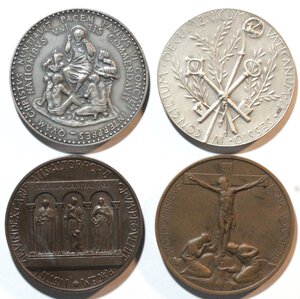 reverse: Medaglie. Roma. Lotto di 4 medaglie papali. 2 in Ag e 2 in Ae. 