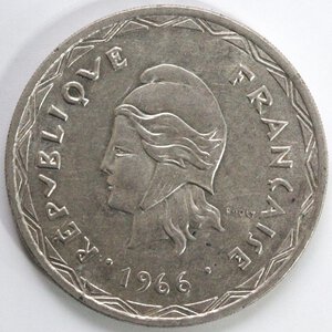 obverse: Nuove Ebridi. 100 Franchi 1966. Ag 835. 