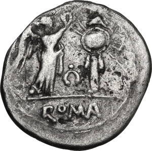 reverse: Torque series.. AR Victoriatus, uncertain mint, 211-208 BC