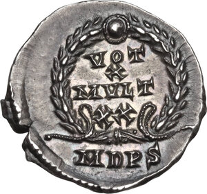 reverse: Theodosius I (379-395).. AR Siliqua, Mediolanum mint, 379-388 AD