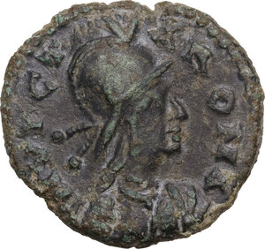 obverse: Ostrogothic Italy, Theoderic (493-526).. AE 40 Nummi, Rome mint, c. 493-518 AD