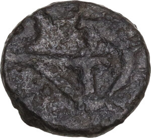 reverse: Ostrogothic Italy, Theoderic (493-526).. AE Nummus. Pseudo-Imperial Coinage. In the name of Justinian I, 493-526. Rome mint