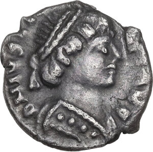 obverse: Ostrogothic Italy. Athalaric (526-534).. AR Quarter Siliqua in the name of Justinian I, Ravenna mint