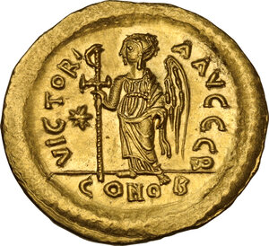 reverse: Justin I (518-527).. AV Solidus, Constantinople mint, c. 518-519 AD