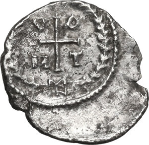 reverse: Justinian I (527-565).. AR Quarter Siliqua, Carthage mint