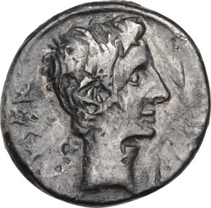 obverse: Augustus (27 BC - 14 AD).. AR Quinarius, uncertain mint, 29-26 BC