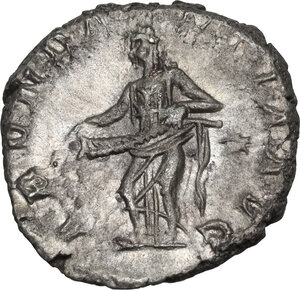 reverse: Elagabalus (218-222).. AR Antoninianus, 220-221