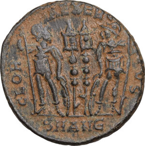 reverse: Constantine II as Caesar (317-337).. AE Follis. Antioch mint, 330-333/5 AD