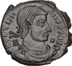 obverse: Vetranio (350 AD).. AE Maiorina, Siscia mint