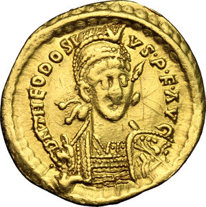 obverse: Theodosius II (402-450).. AV Solidus, 441-50 AD. Constantinople mint