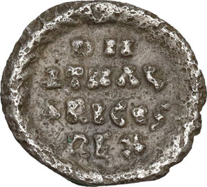 reverse: Ostrogothic Italy. Athalaric (526-534).. AR Quarter Siliqua in the name of Justinian I, Ravenna mint. 235