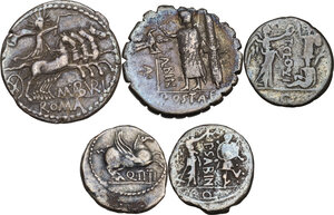reverse: The Roman Republic. Multiple lot of five (5) AR coins: 2 Denarii (Cr. 250/1 and Cr. 372/2) and 3 Quinarii (Cr. 331/1, 332/1 and 341/3)