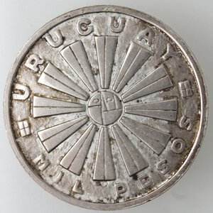 obverse: Uruguay. 1000 Peso 1969. Ag 900. 