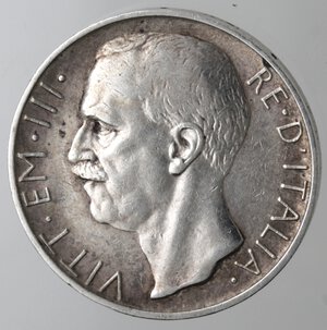 obverse: Vittorio Emanuele III. 1900-1943. 10 lire 1928 Biga una rosetta. Ag. 