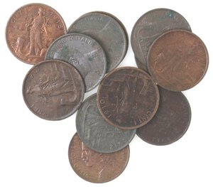obverse: Vittorio Emanuele III. 1900-1943. Lotto di 12 monete. Centesimo Italia su prora 1909, 1910, 1912 (NC) (2 pz), 1913 (NC), 1914, 1915 (2 pz.), 1916 (3 pz.) e 1917 (NC). Ae. 