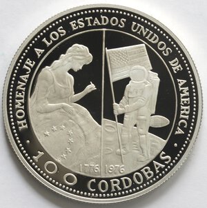reverse: Nicaragua. 100 Cordobas 1975. Ag 925.