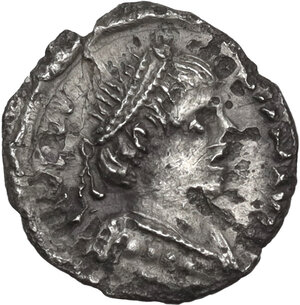obverse: Justinian I (527-565).. AR 120 Nummi, Ravenna mint