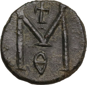 reverse: Michael II the Amorian, with Theophilus (820-829).. AE Follis. Syracuse mint, 821-829