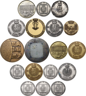 reverse: Piccola collezione di 18 medaglie delle Forze dell Ordine, XXI sec