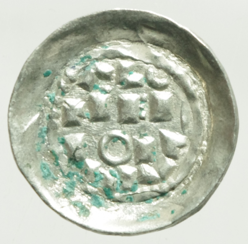obverse: Zecche Italiane. Milano. Enrico II di Sassonia (1014-1024). Denaro scodellato. B. 1410. AG. g. 1.15 SPL