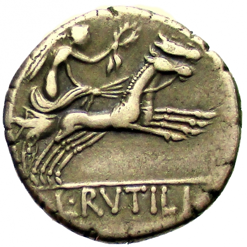 reverse: Repubblica Romana. Rutilia. L. Rutilius Flaccus. 77 a.C. Denario.